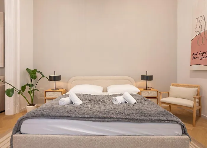 Spacious 110м2 Flat In The Center Апартаменты Вена