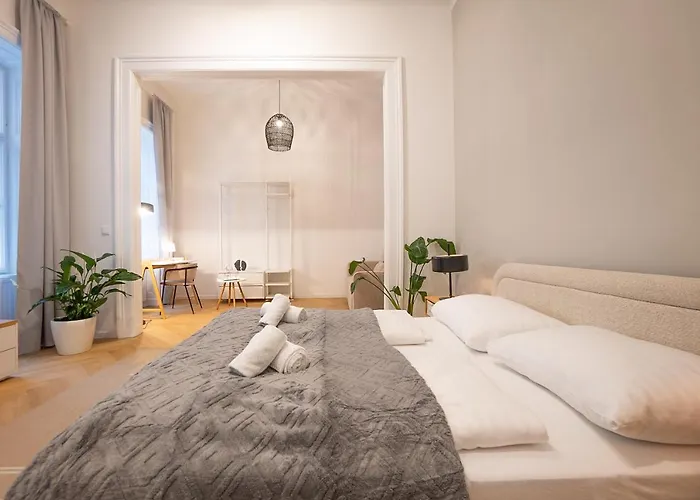 Spacious 110м2 Flat In The Center *