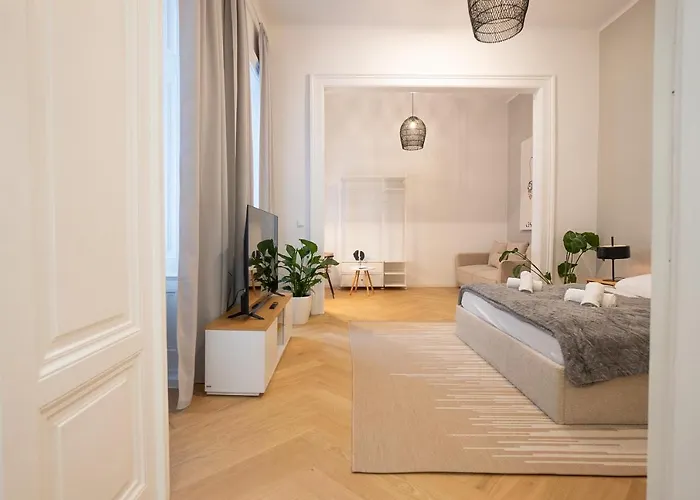Spacious 110м2 Flat In The Center Вена