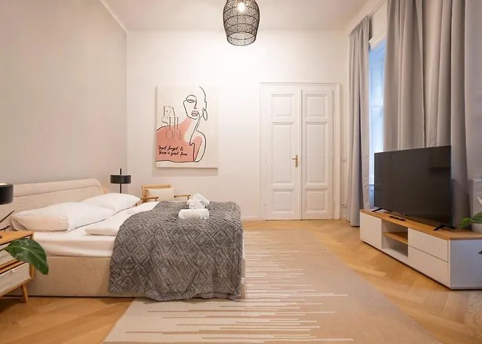 Spacious 110м2 Flat In The Center