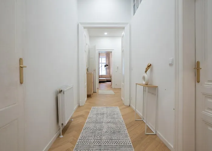 Spacious 110м2 Flat In The Center *