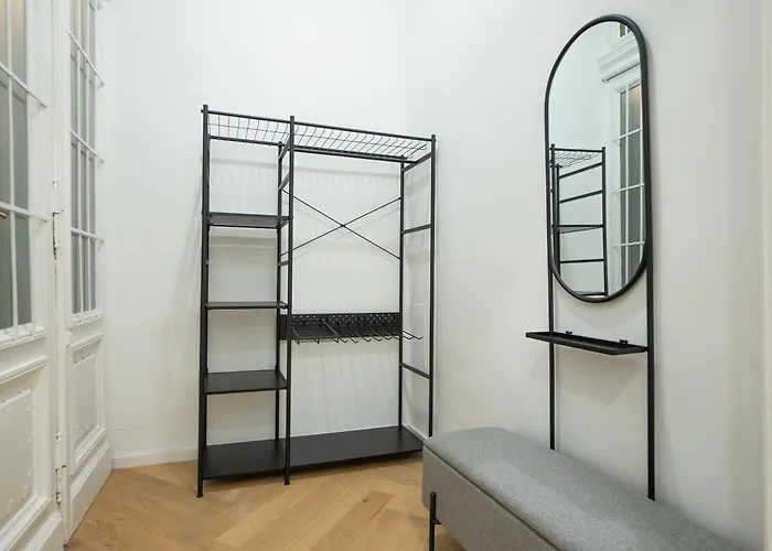Spacious 110м2 Flat In The Center
